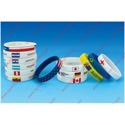 World Flags style custom silicone bracelet